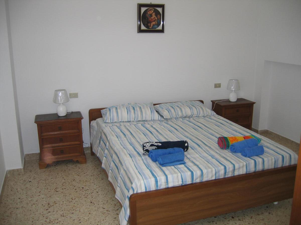 Casa Vista Eolie Apartment เชฟาลู ภายนอก รูปภาพ